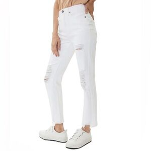KancCan distressed jeans